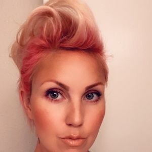 Meet your Posher, Stone